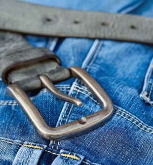 Slimfit-jeans: Den ultimative guide til at vælge og forstå dette moderne beklædningsstykke